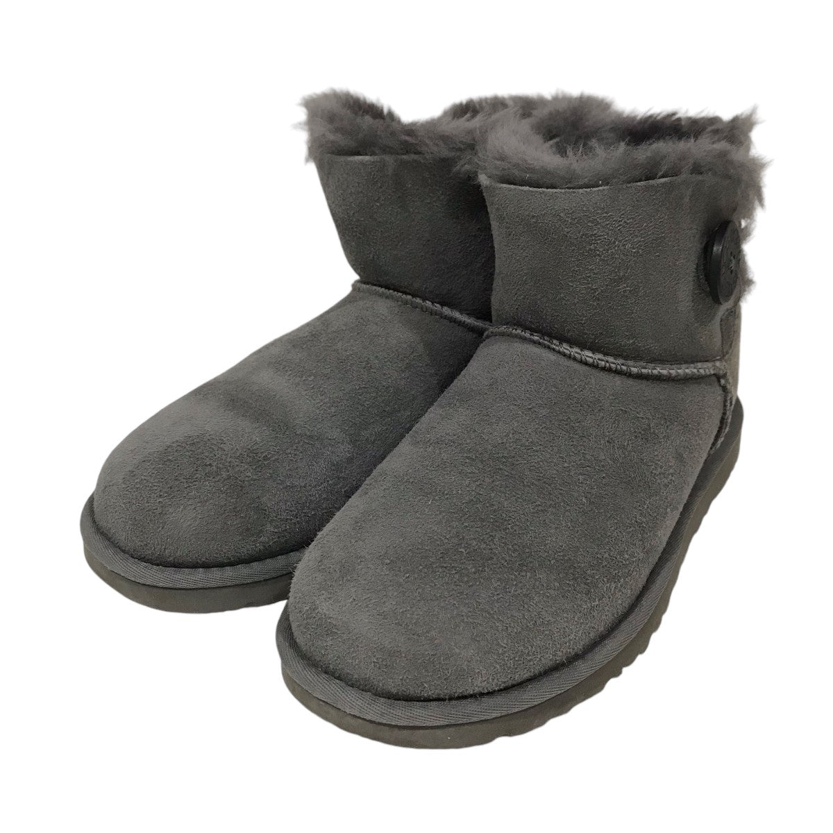 UGG(アグ) ムートンブーツ MINI BAILEY BUTTON ミニ ベイリーボタン 3352 3352 グレー サイズ  23cm｜【公式】カインドオルオンライン ブランド古着・中古通販【kindal】