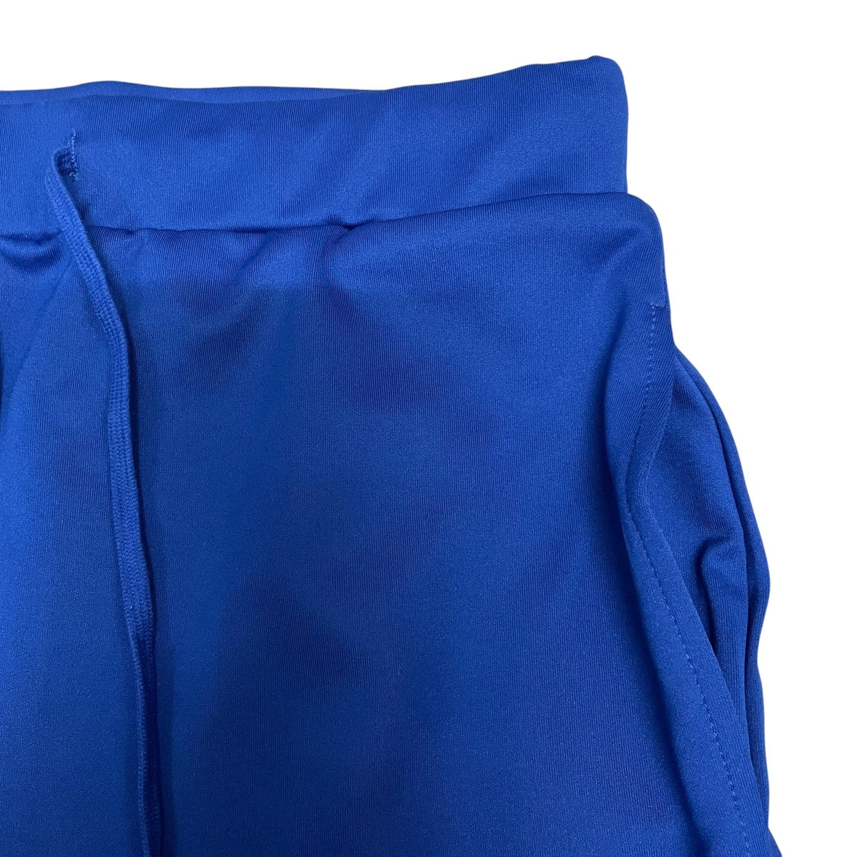 ビーデンのLOW WAIST MIDI SKIRT スカートです。 BEEDEN 古着・中古 ボトムス アイテム