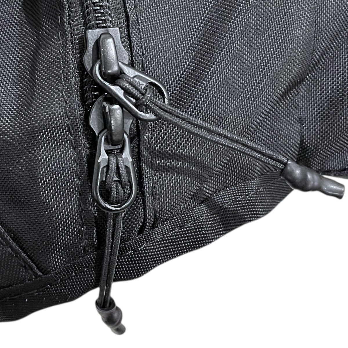 スリーポケット ショルダーバッグ THREE POCKET SHOULDER BAG MD32901