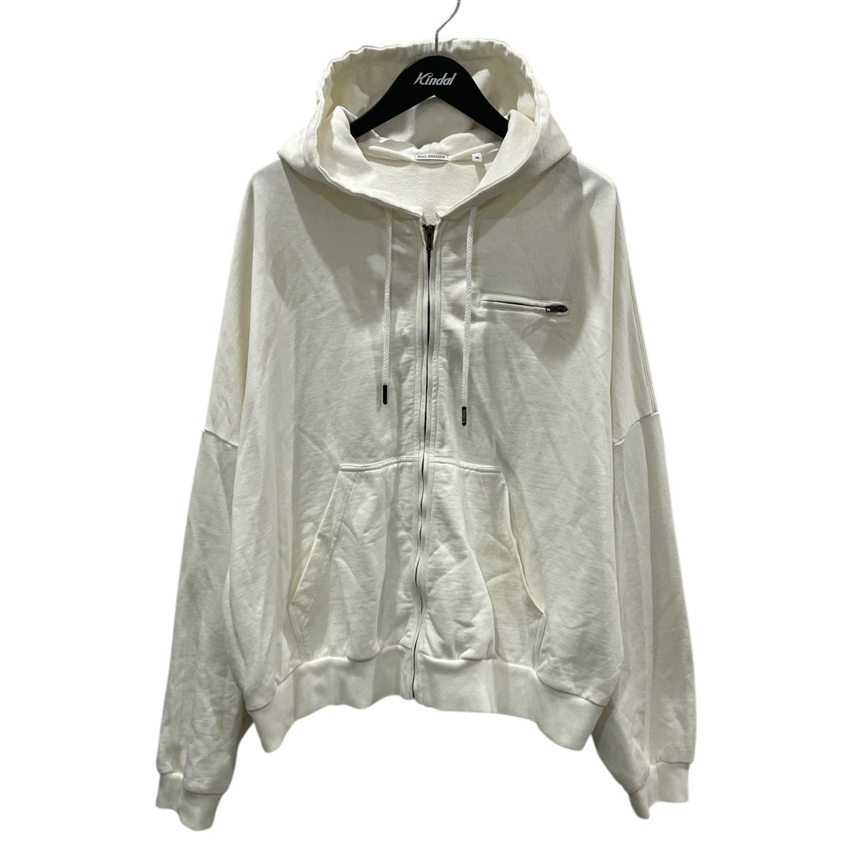 ジップアップパーカー