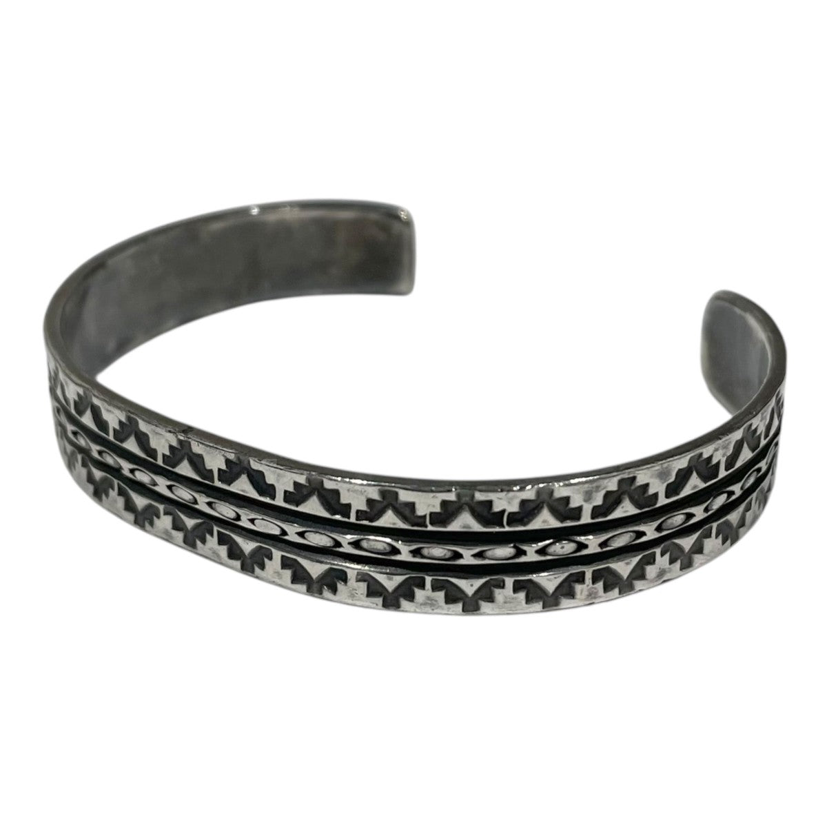 スタンプワークバングル Geneva Ramone ジェネバ ラモーン ナバホ族