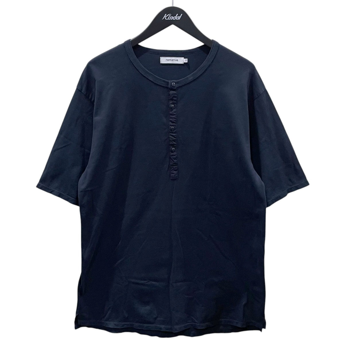 n8376です。 nonnative(ノンネイティブ) 25SS 製品染め加工ヘンリーネックTシャツ