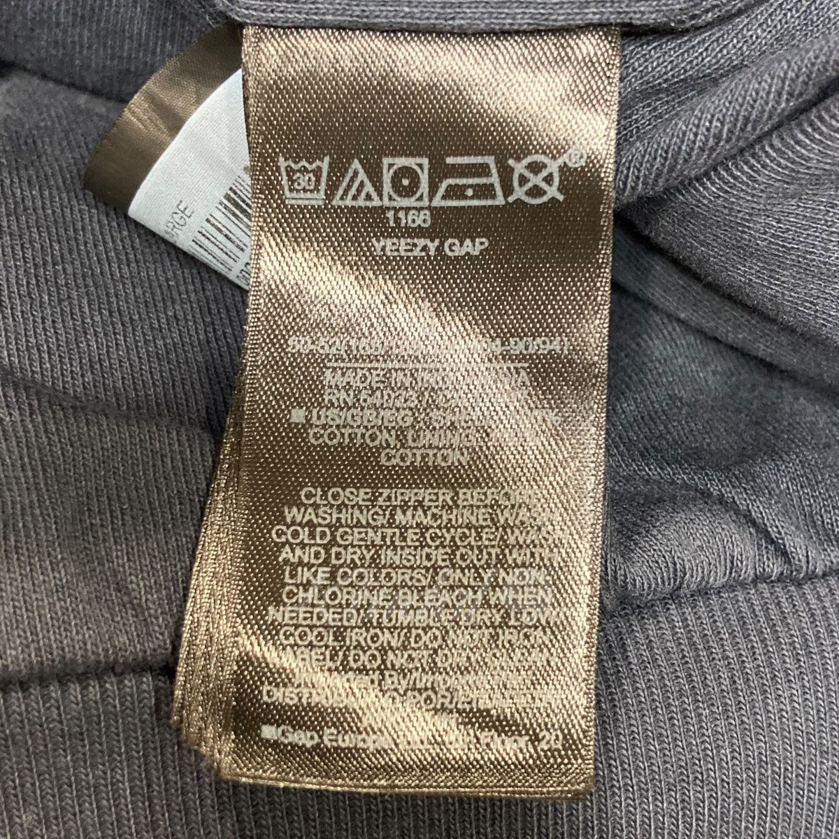 YEEZY GAP ジップアップパーカー 古着・中古-5枚目のアイテム画像