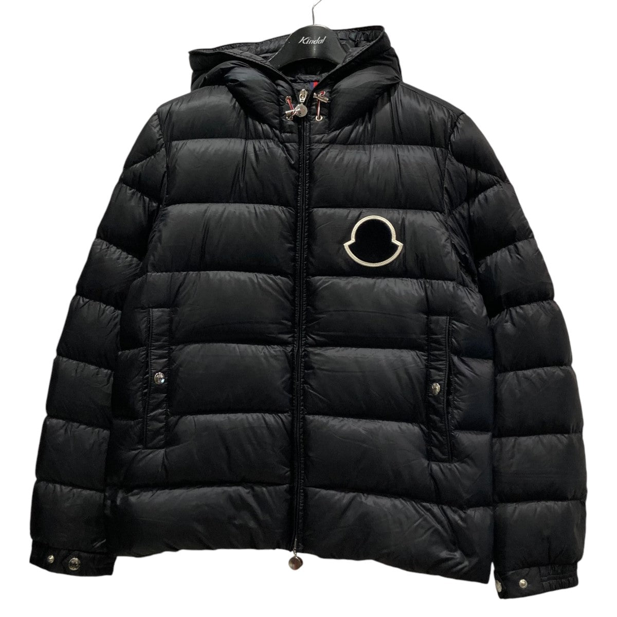 MONCLER(モンクレール) ｢SASSIERE GIUBBOTTO｣ダウンジャケットF20911A20500 C0571 F20911A20500  C0571 ブラック サイズ 1｜【公式】カインドオルオンライン ブランド古着・中古通販【kindal】