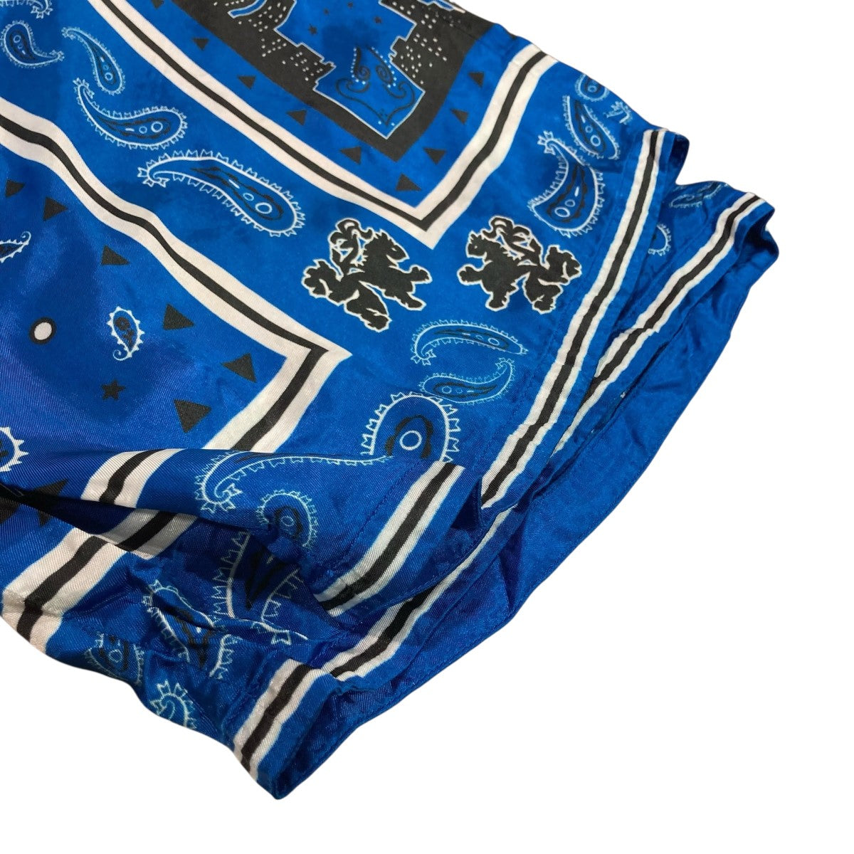 OFFWHITE Sustainable viscose bermuda shorts with bandana printペイズリーハーフパンツomcb092s24fab001 古着・中古-4枚目のアイテム画像
