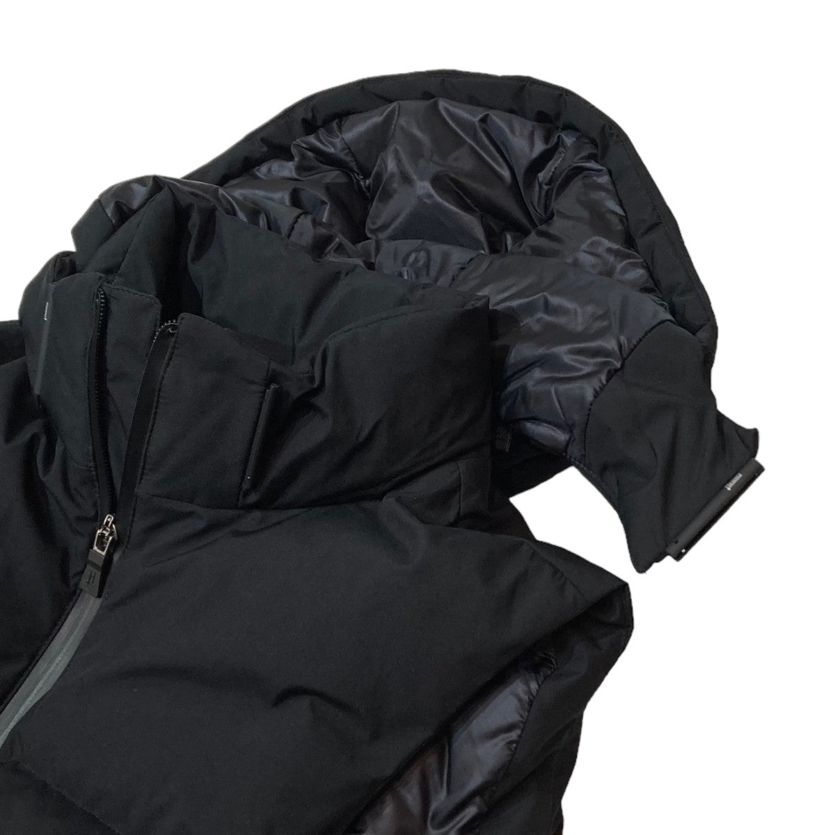 Laminar GORE-TEX ダウンベスト