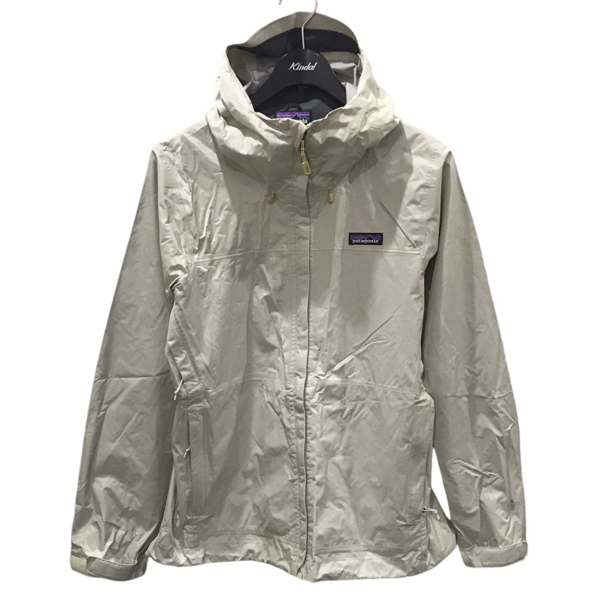 Patagonia(パタゴニア) マウンテンパーカー Torrentshell Jacket トレントシェルジャケット 83807SP16  83807SP16 ライトグレー サイズ S｜【公式】カインドオルオンライン ブランド古着・中古通販【kindal】