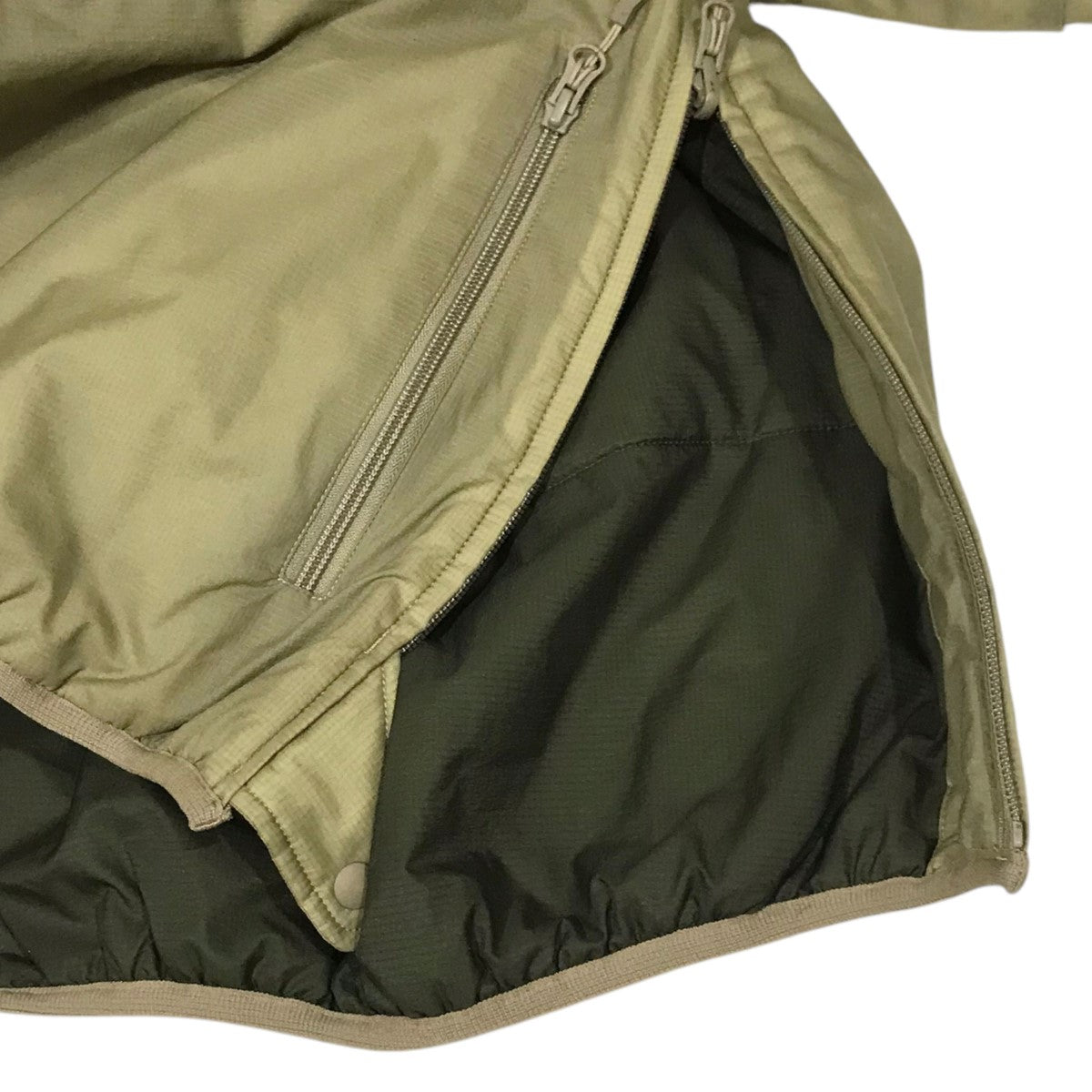 リバーシブルプルオーバー中綿ジャケット TECH REVERSIBLE PULLOVER PUFF JACKET テックリバーシブルプルオーバーパフジャケット BJ-22022WL