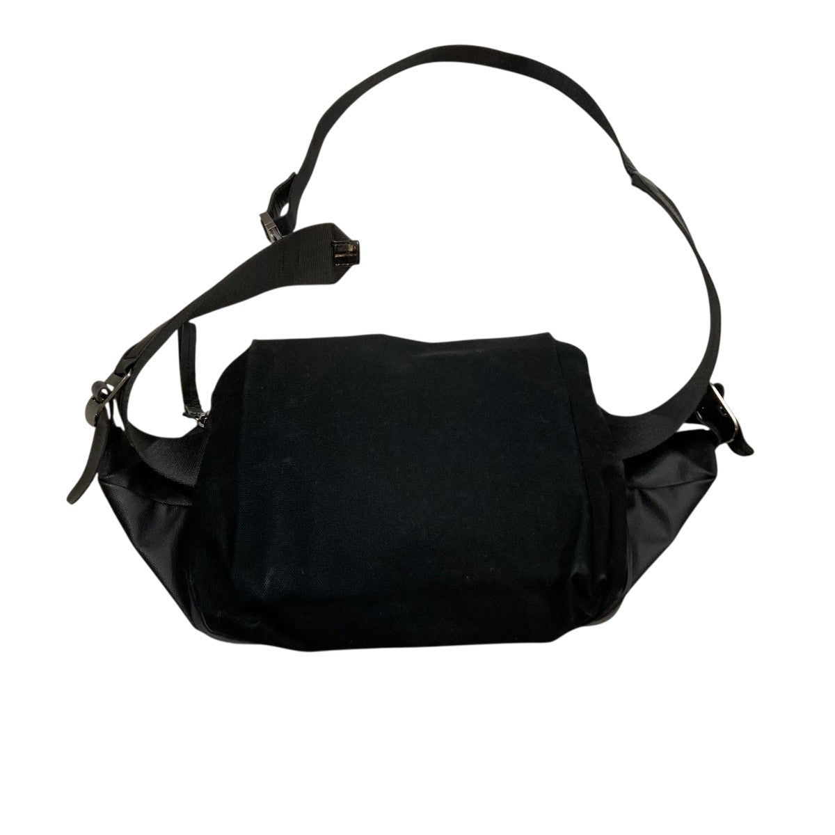 Isarauショルダーバッグ