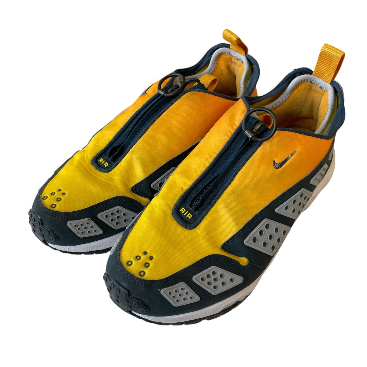 WMNS AIR MAX SNDRスニーカーHJ8080-700
