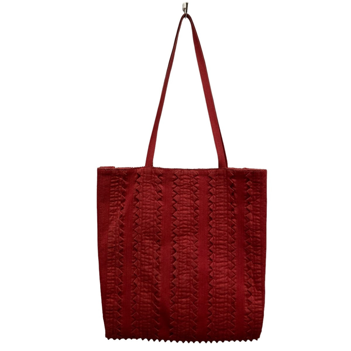 TAMASHA(ISSEY MIYAKE Haat)(タマシャ(イッセイミヤケハート)) デザイントートバッグ レッド サイズ  S｜【公式】カインドオルオンライン ブランド古着・中古通販【kindal】