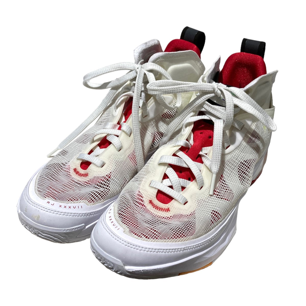 NIKE(ナイキ) 「AIR JORDAN XXXVII PF」スニーカー DD6959-160 ホワイト サイズ  14｜【公式】カインドオルオンライン ブランド古着・中古通販【kindal】