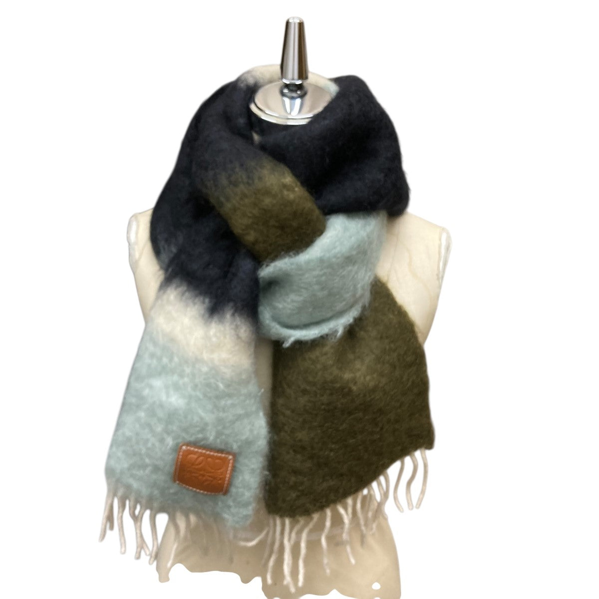 LOEWE モヘア　マフラー　ブラック LOEWE ロエベ マフラー 185×23 F655254X01 レディース ウール