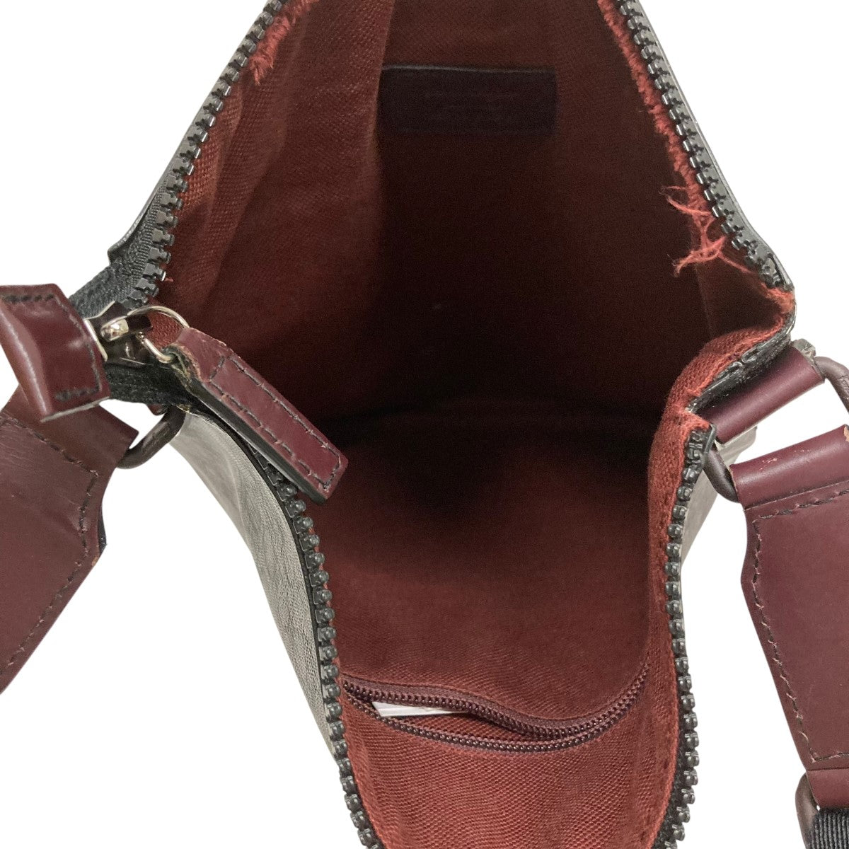 Salvatore Ferragamo ショルダーバッグFB-24 0192 古着・中古-5枚目のアイテム画像