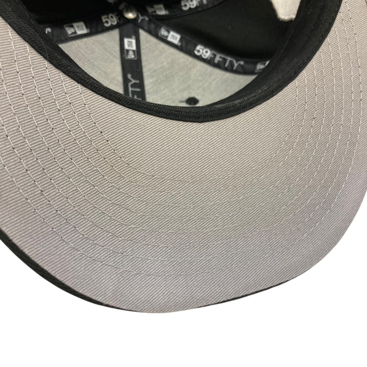 22AWMoney Box Logoキャップ