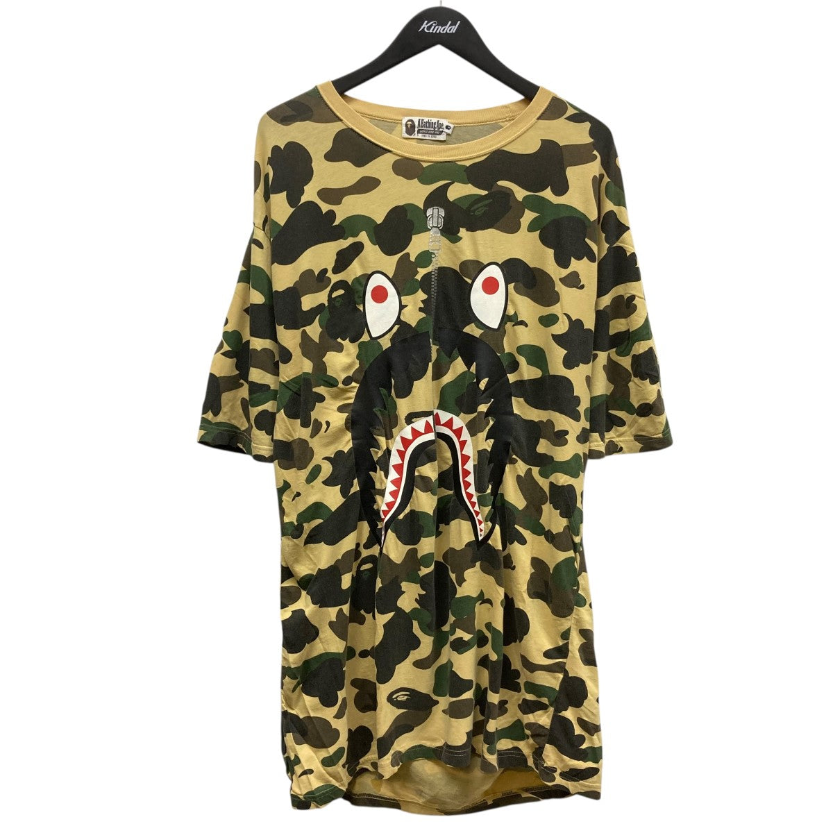 A BATHING APE(アベイシングエイプ) CAMO SHARK TEEカモ柄シャークT