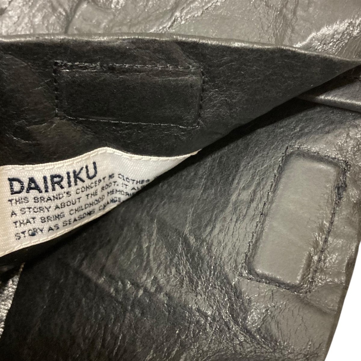 25AWShape memory artificial leather paper bagショッパーバッグ25AW BG2