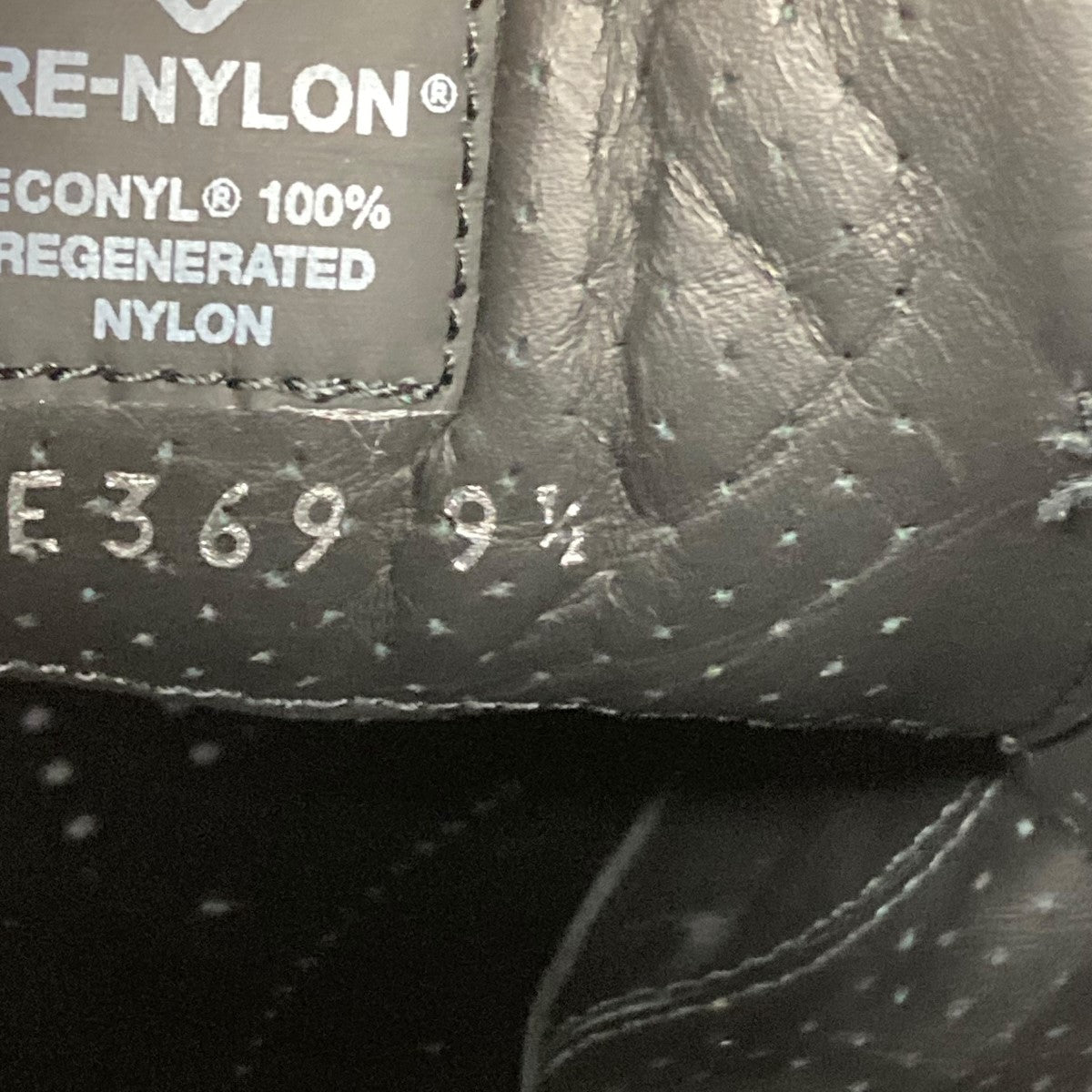 PRAX 01 Re-Nylon x ブラッシュドレザー切替スニーカー2EE369