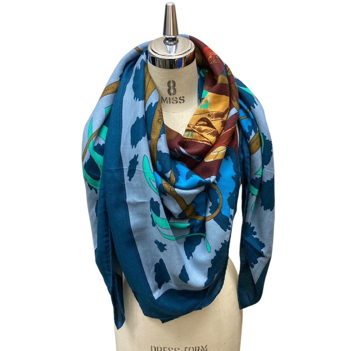 HERMES(エルメス) カレ140 Monsieur et Madame総柄シルクカシミヤ大判