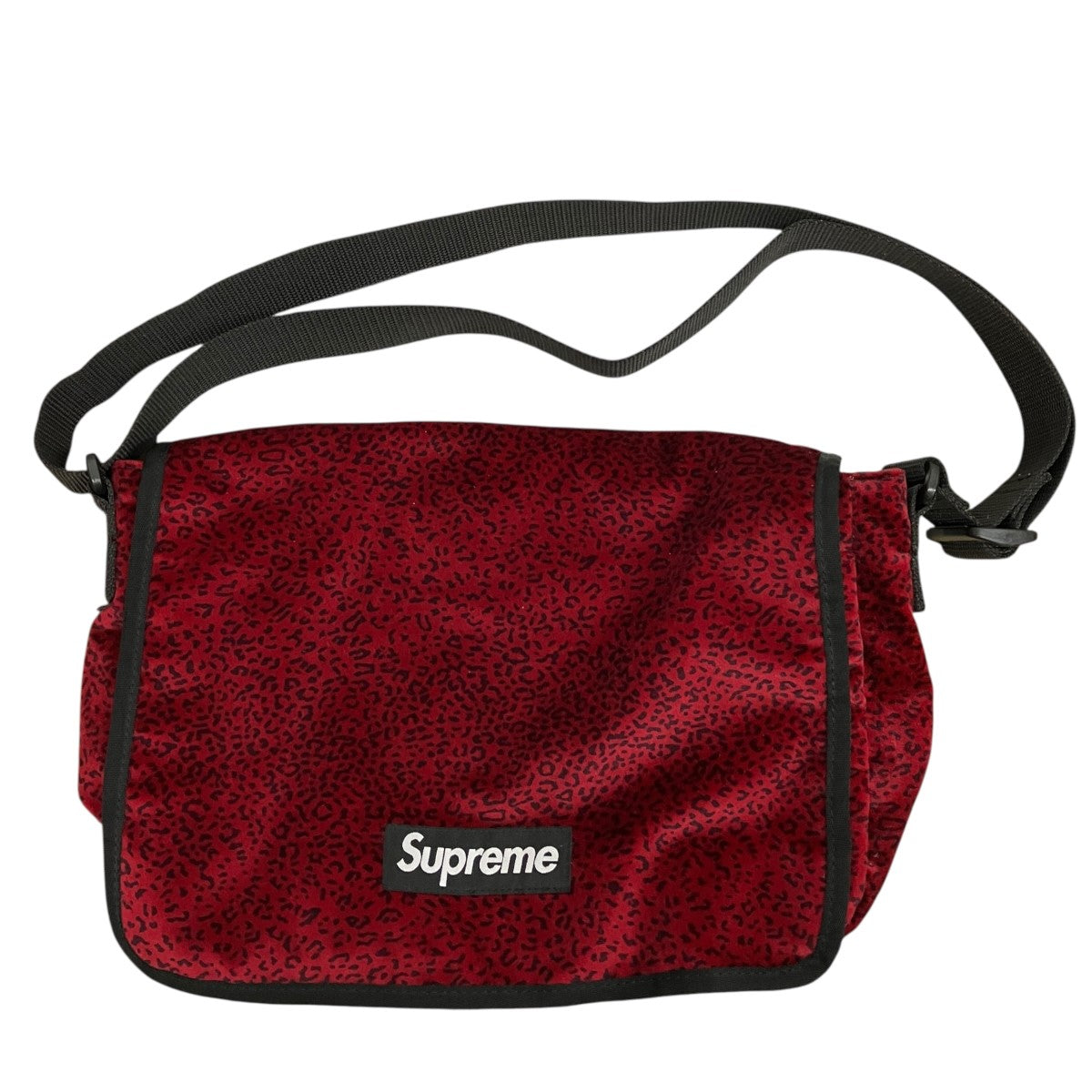 Supreme(シュプリーム) 25AWVelvet small Messenger Bagレオパード柄
