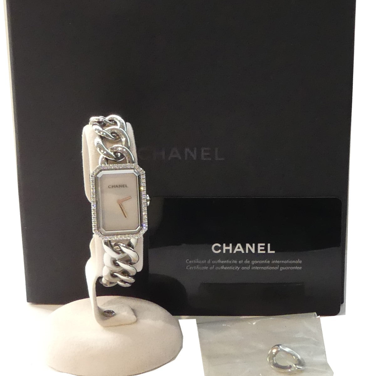 CHANEL(シャネル) プルミエール メタル チェーン ダイヤモンド シェル文字盤 クォーツ H3253 Z.G.D.27800 シルバー ×  ホワイト｜【公式】カインドオルオンライン ブランド古着・中古通販【kindal】