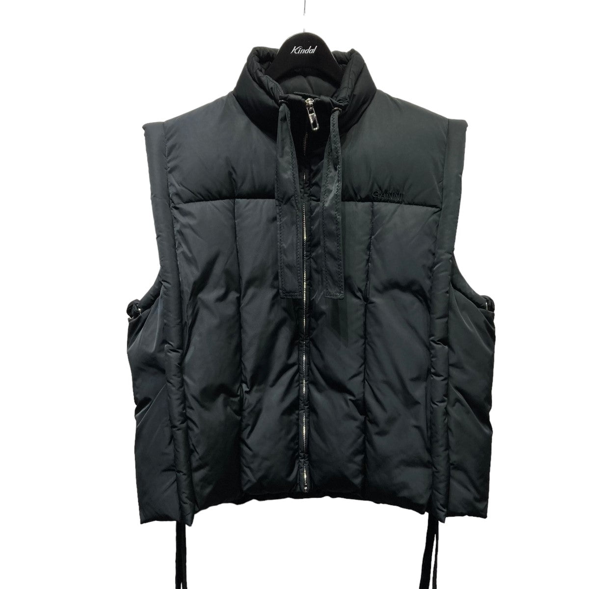 GANNI(ガニー) Shiny Puff Oversized Vest 中綿ベスト ブラック サイズ M｜【公式】カインドオルオンライン  ブランド古着・中古通販【kindal】