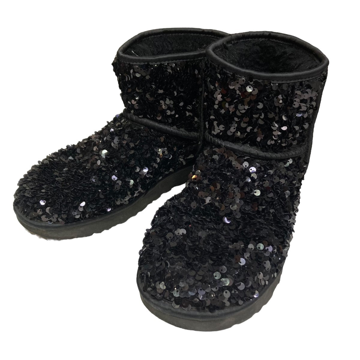 UGG(アグ) Classic Mini Chunky Sequin 1130602 スパンコール装飾ムートンブーツ 1130602 ブラック サイズ  25cm｜【公式】カインドオルオンライン ブランド古着・中古通販【kindal】