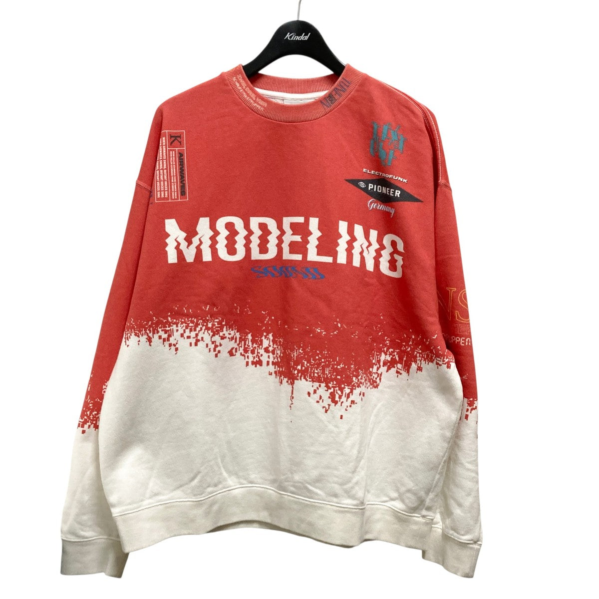 IROQUOIS(イロコイ) MODELING SWEATSHIRTSプリントスウェット