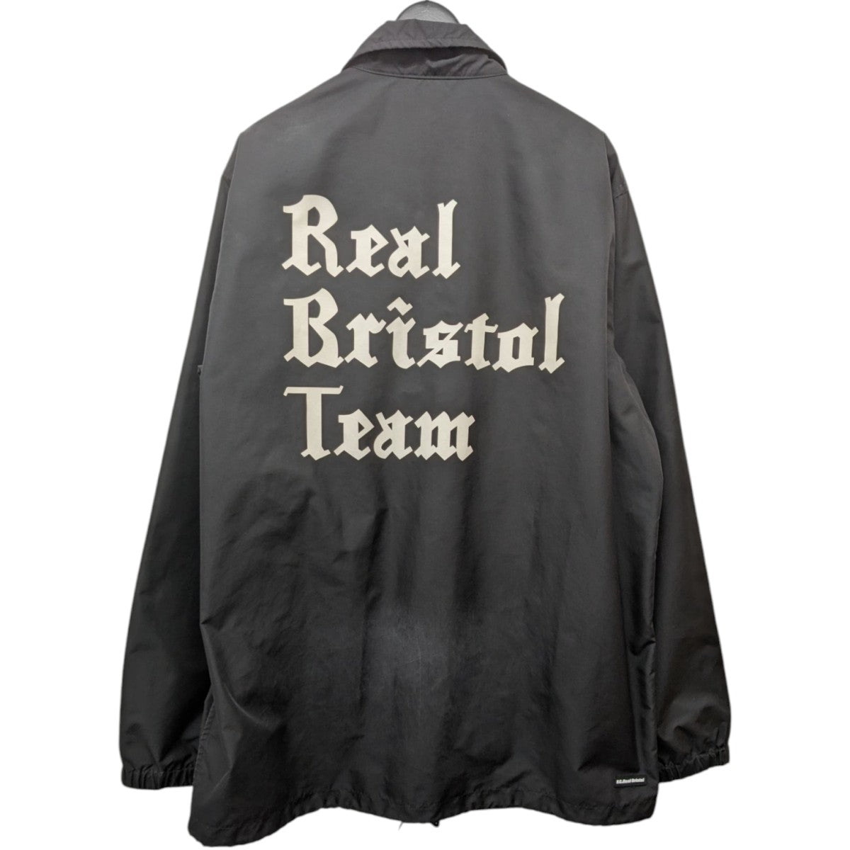 F．C．R．B．(エフシーアールビー) ロゴコーチジャケットFCRB-189066