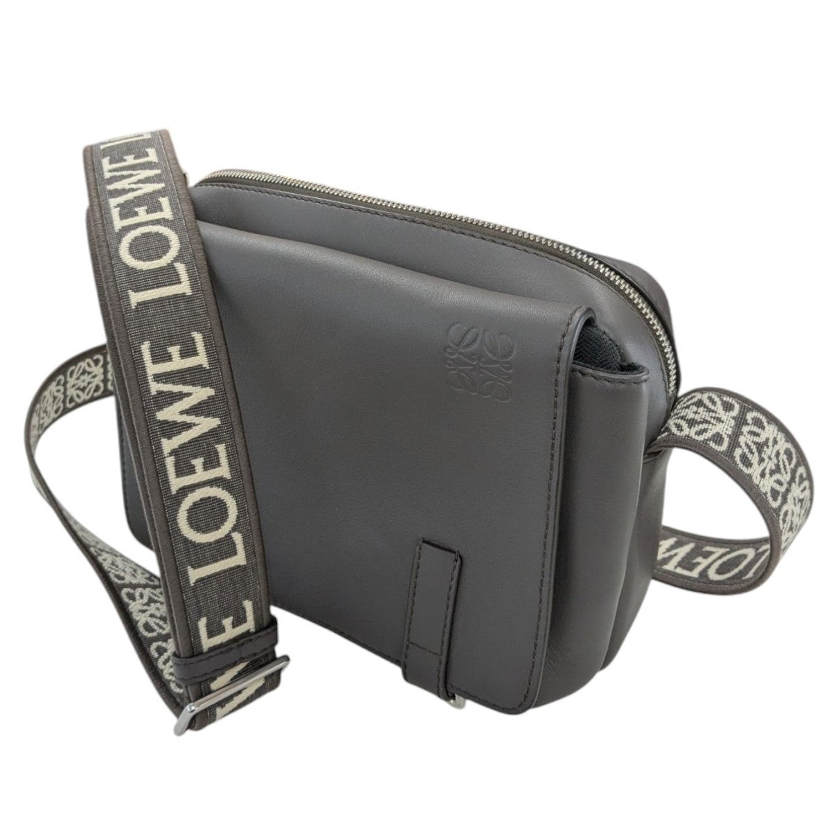 LOEWE ミリタリー メッセンジャーバッグ XS 古着・中古-2枚目のアイテム画像
