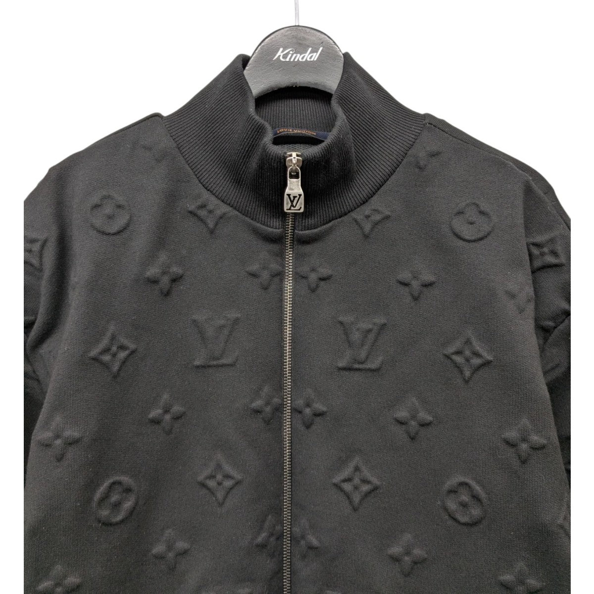LOUIS VUITTON エンボスド モノグラムジャージー トラックスーツトップ 古着・中古-3枚目のアイテム画像