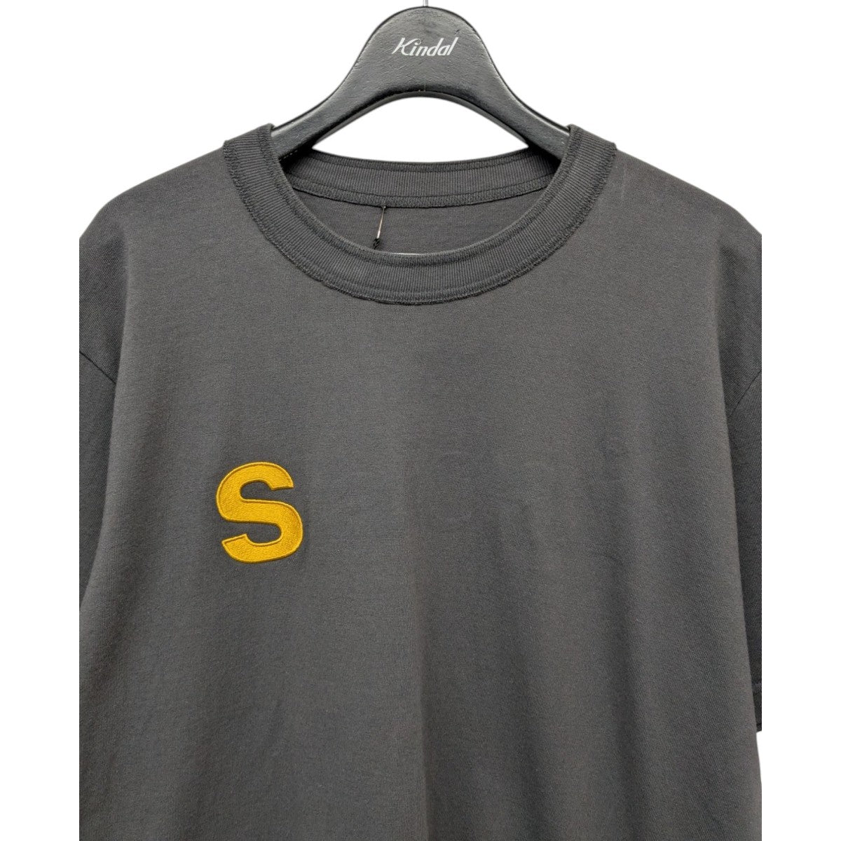 sacai 青山店限定 ロゴ刺繍Tシャツ 古着・中古-3枚目のアイテム画像