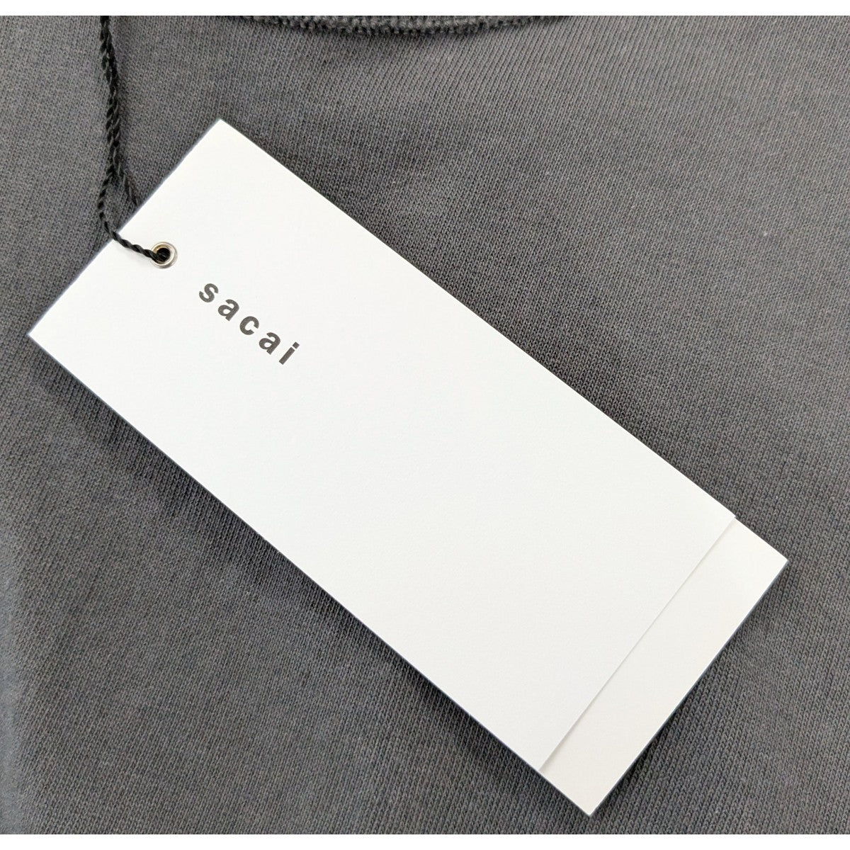 sacai 青山店限定 ロゴ刺繍Tシャツ 古着・中古-5枚目のアイテム画像