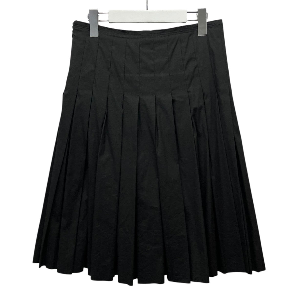 プリーツスカート
