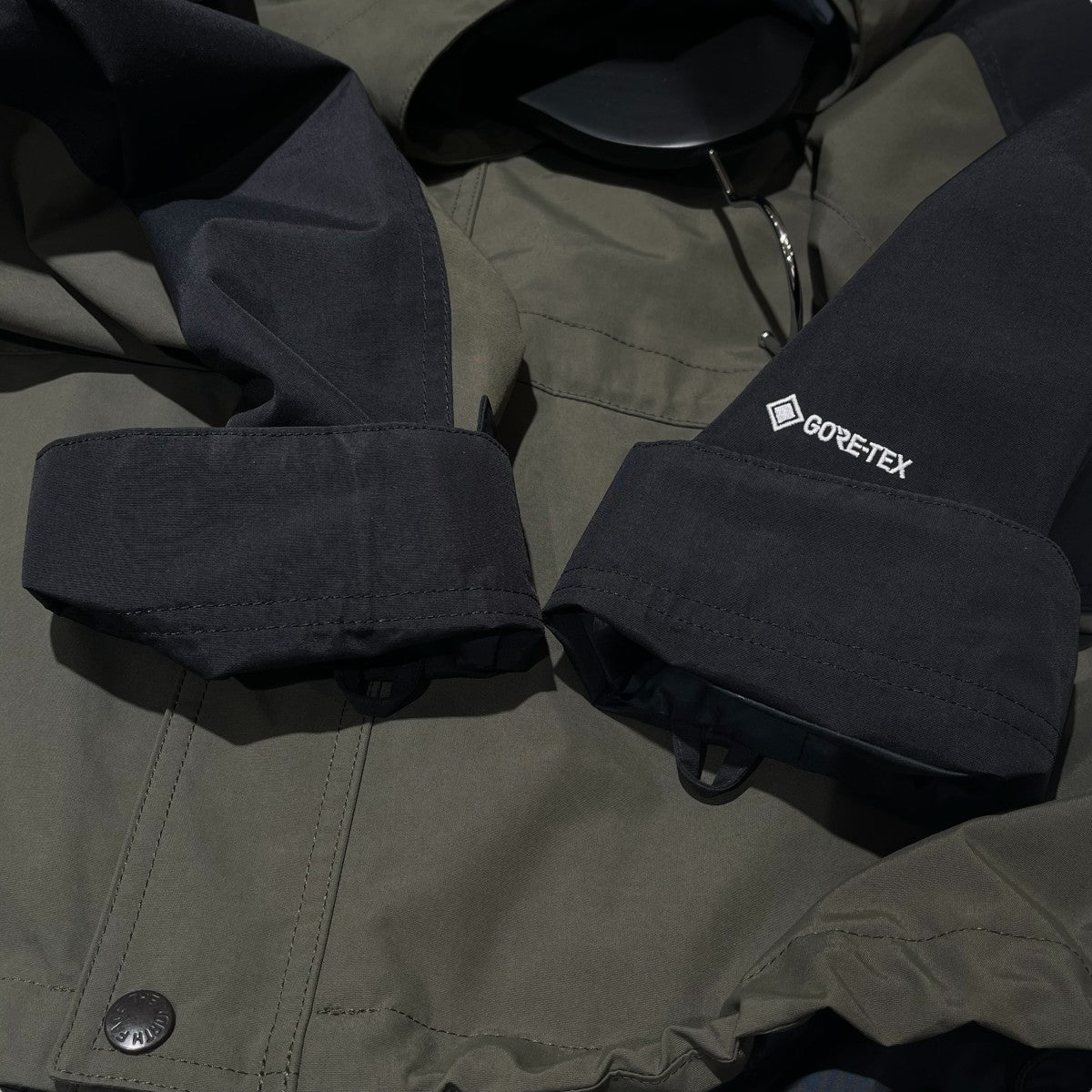 ountain Light JacketGORE-TEXマウンテンジャケットNP62450