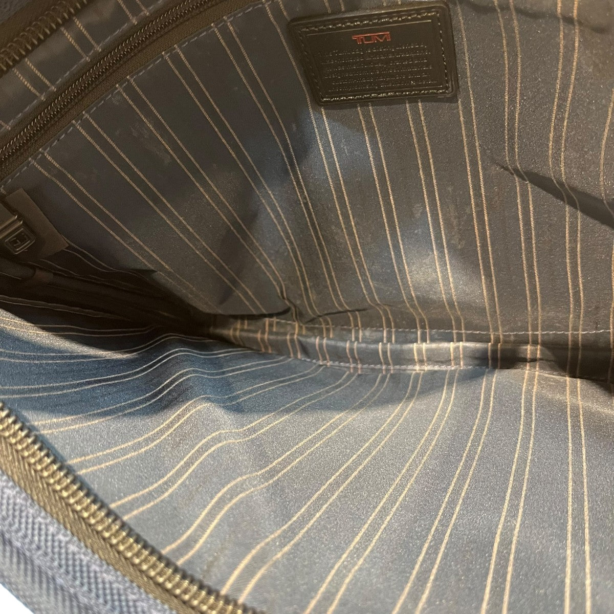 TUMI SHIPS別注 ALPHA2クラッチバッグ 古着・中古-5枚目のアイテム画像