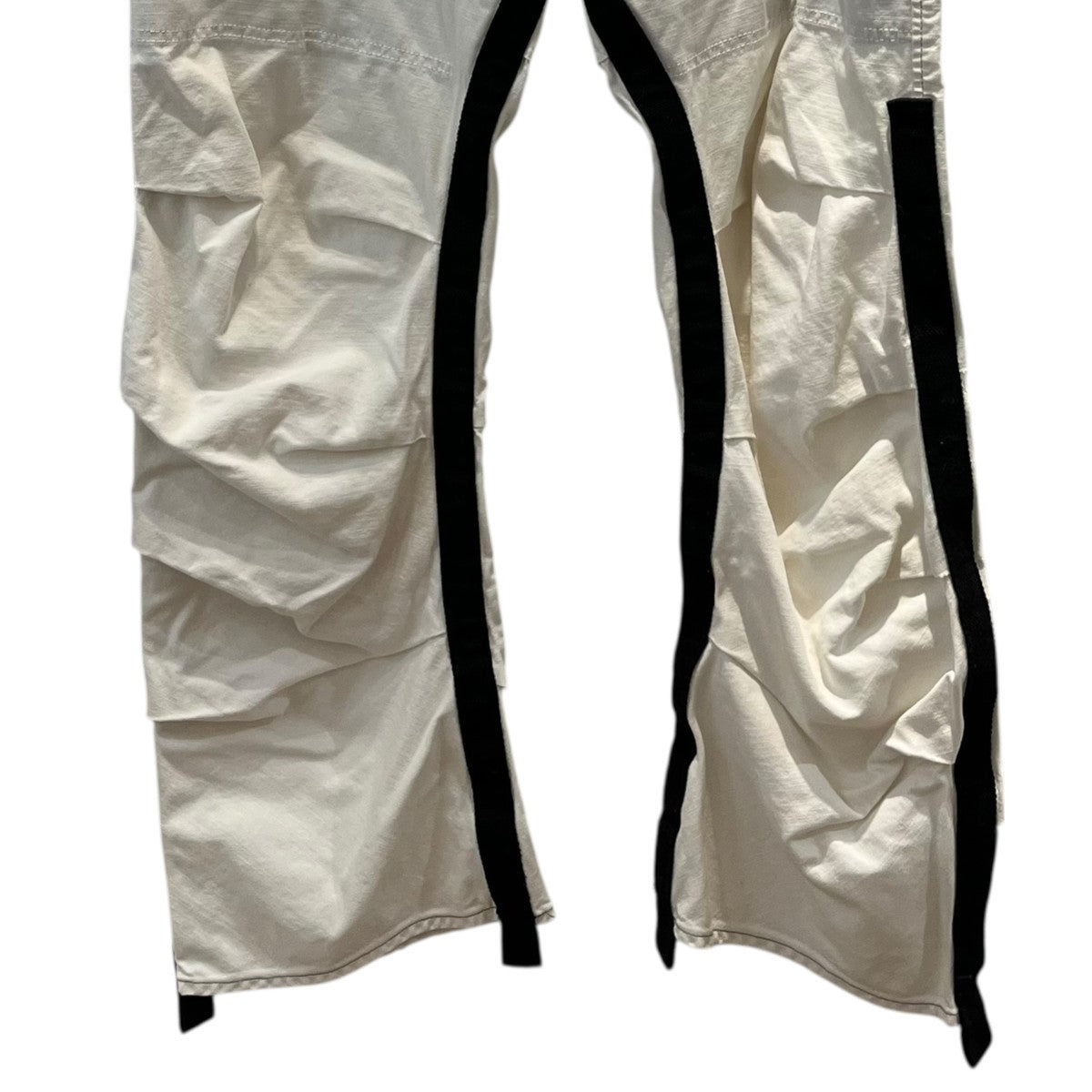 Parachute 3D PantsデニムパンツD26121