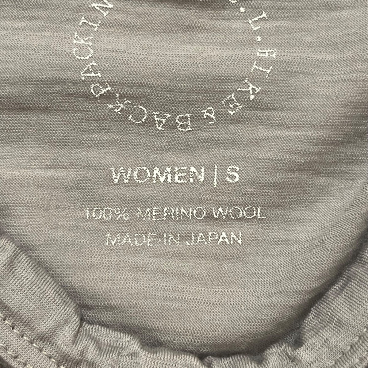タンクトップ