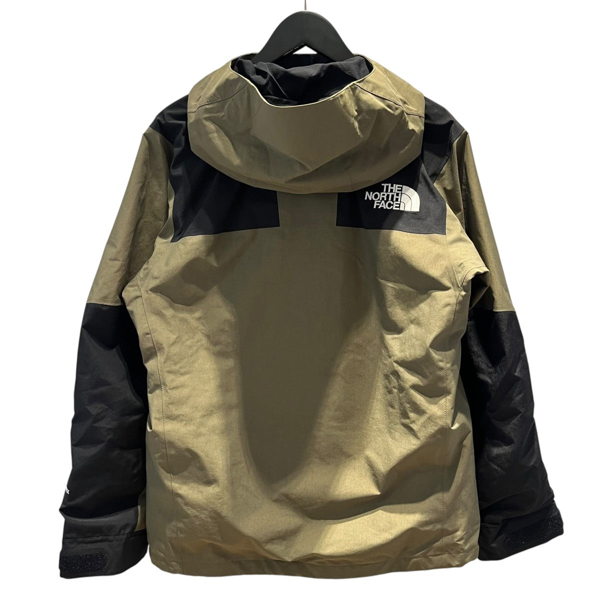 Mountain Jacket GORE-TEXジャケットNP61800