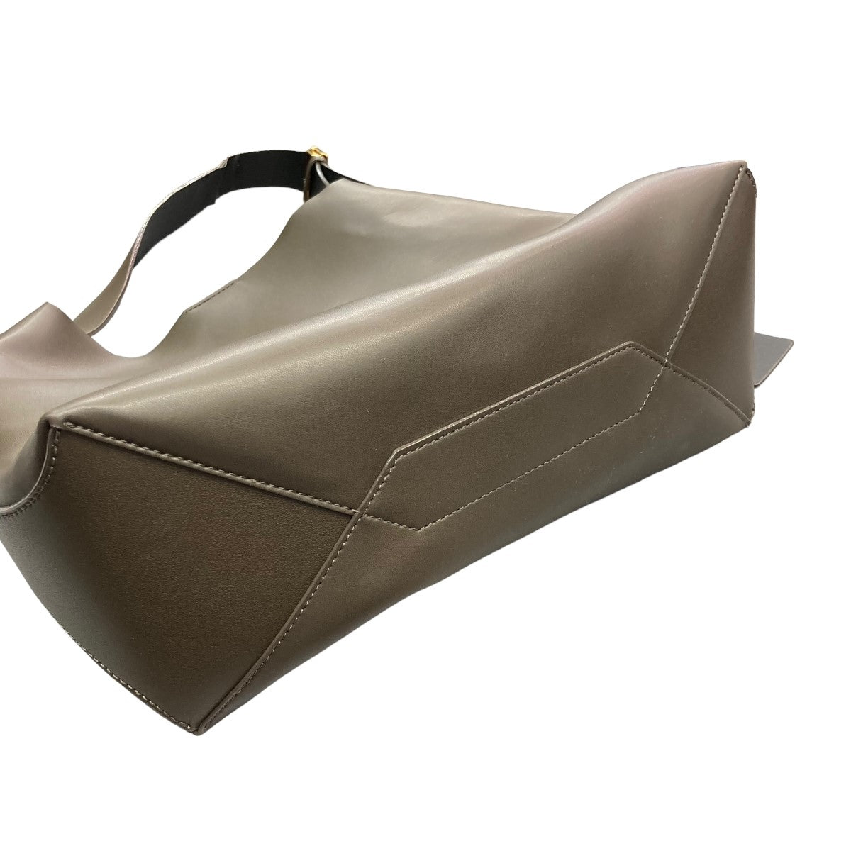 Edna Tote Bagインナーポーチ付きトートバッグ40270966-1