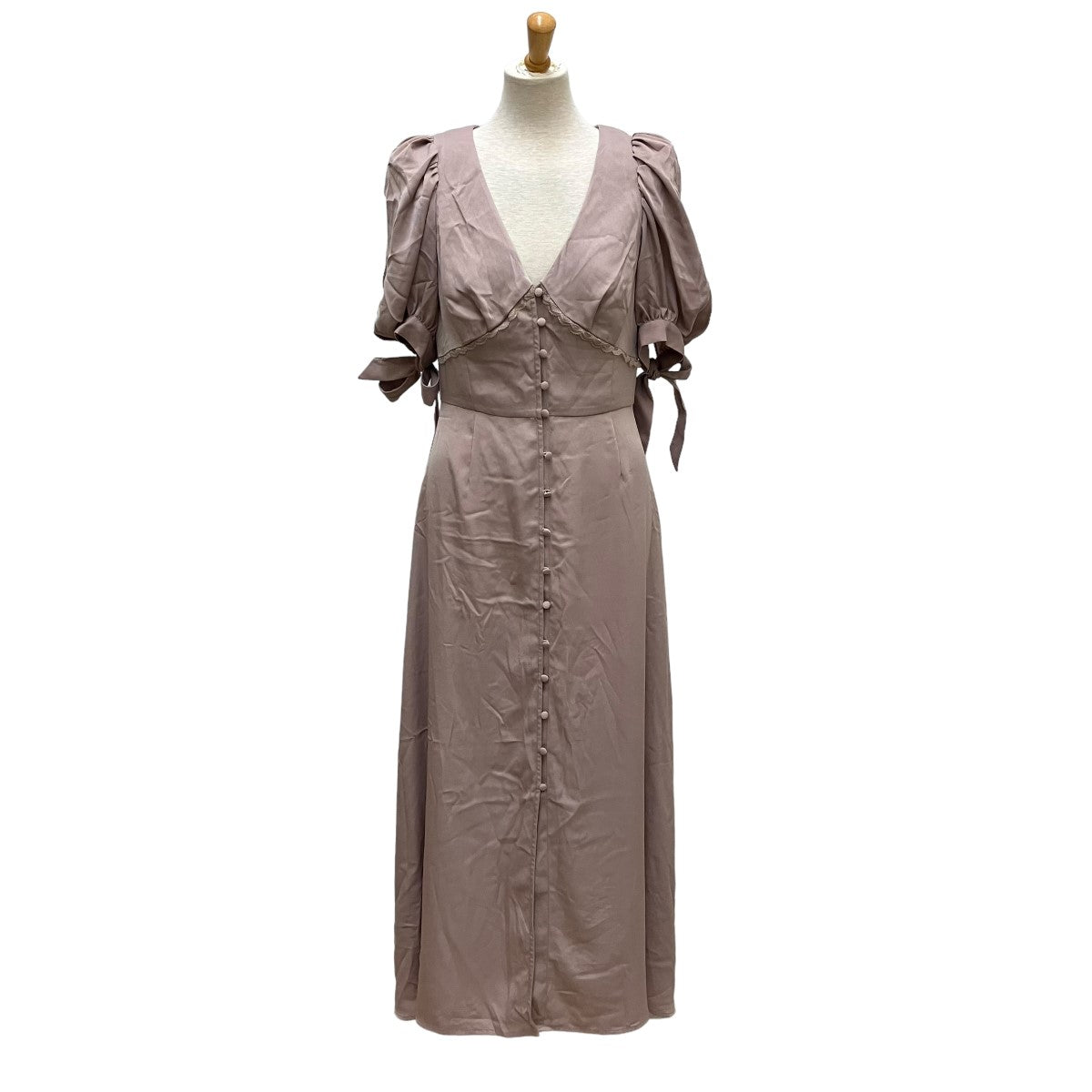 Her lip to(ハーリップトゥ) Button Front Maxi DressマキシワンピースHER1905025 HER1905025  ベージュ サイズ M｜【公式】カインドオルオンライン ブランド古着・中古通販【kindal】