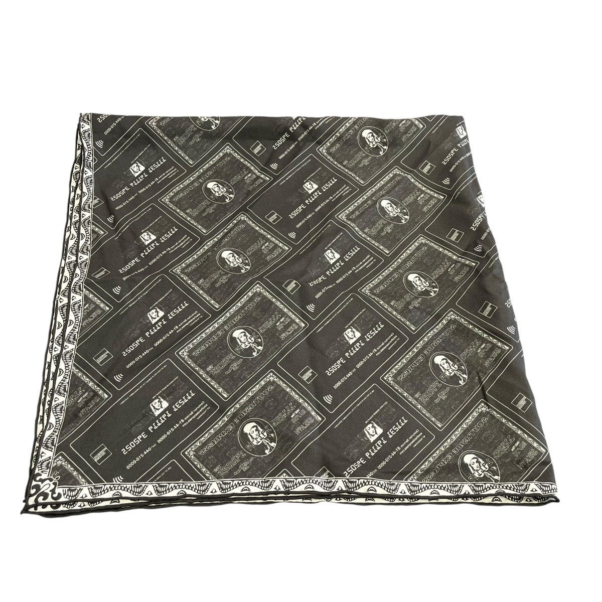 〈BREATH/ブレス〉BLACK CARD SILK SCARF 完売品 BREATH(ブレス) BLACK CARD SILK SCARFスカーフ ブラック サイズ