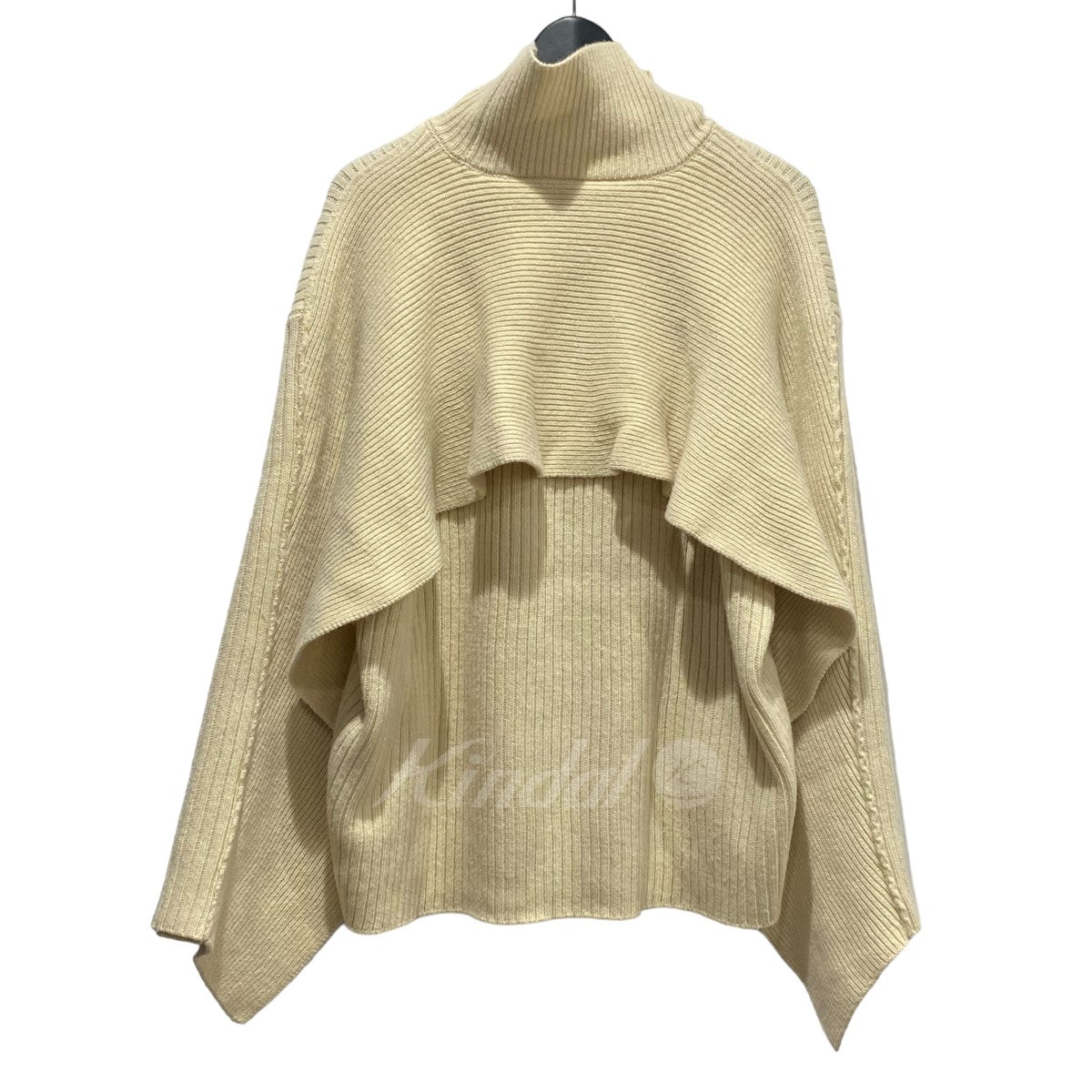 バックフリルタートルネックニット