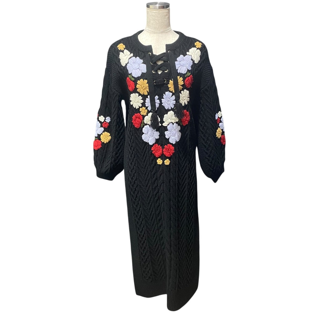 フラワーモチーフ ニットワンピース