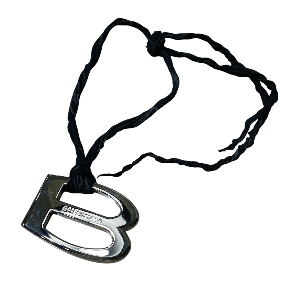 Esses Necklace