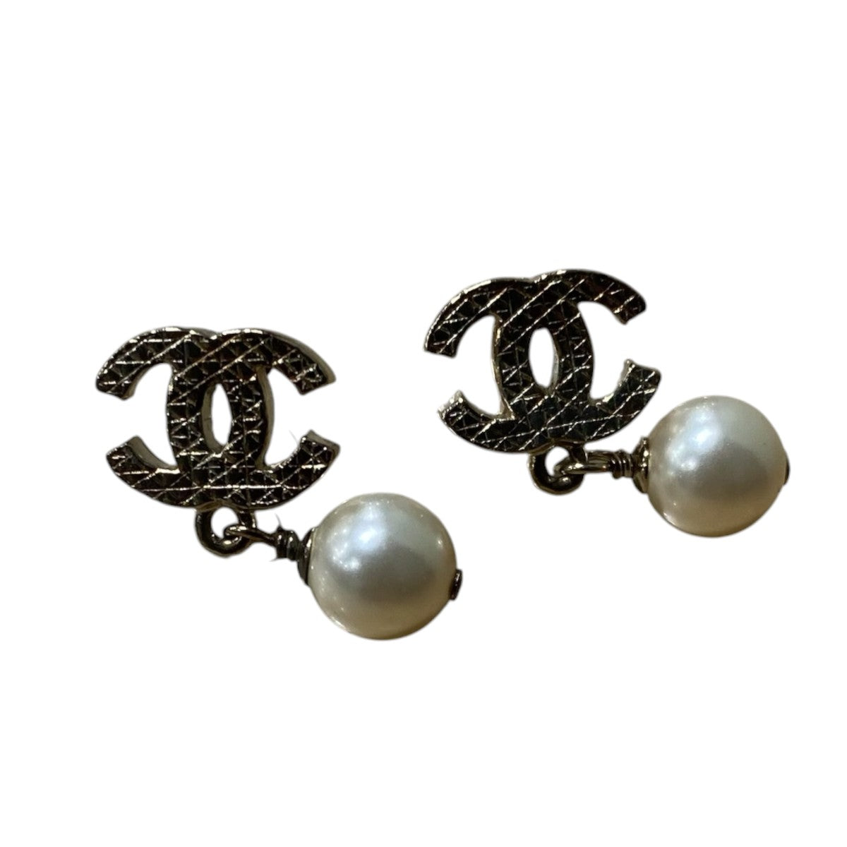 CHANEL(シャネル) ココマークピアス｜【公式】カインドオルオンライン