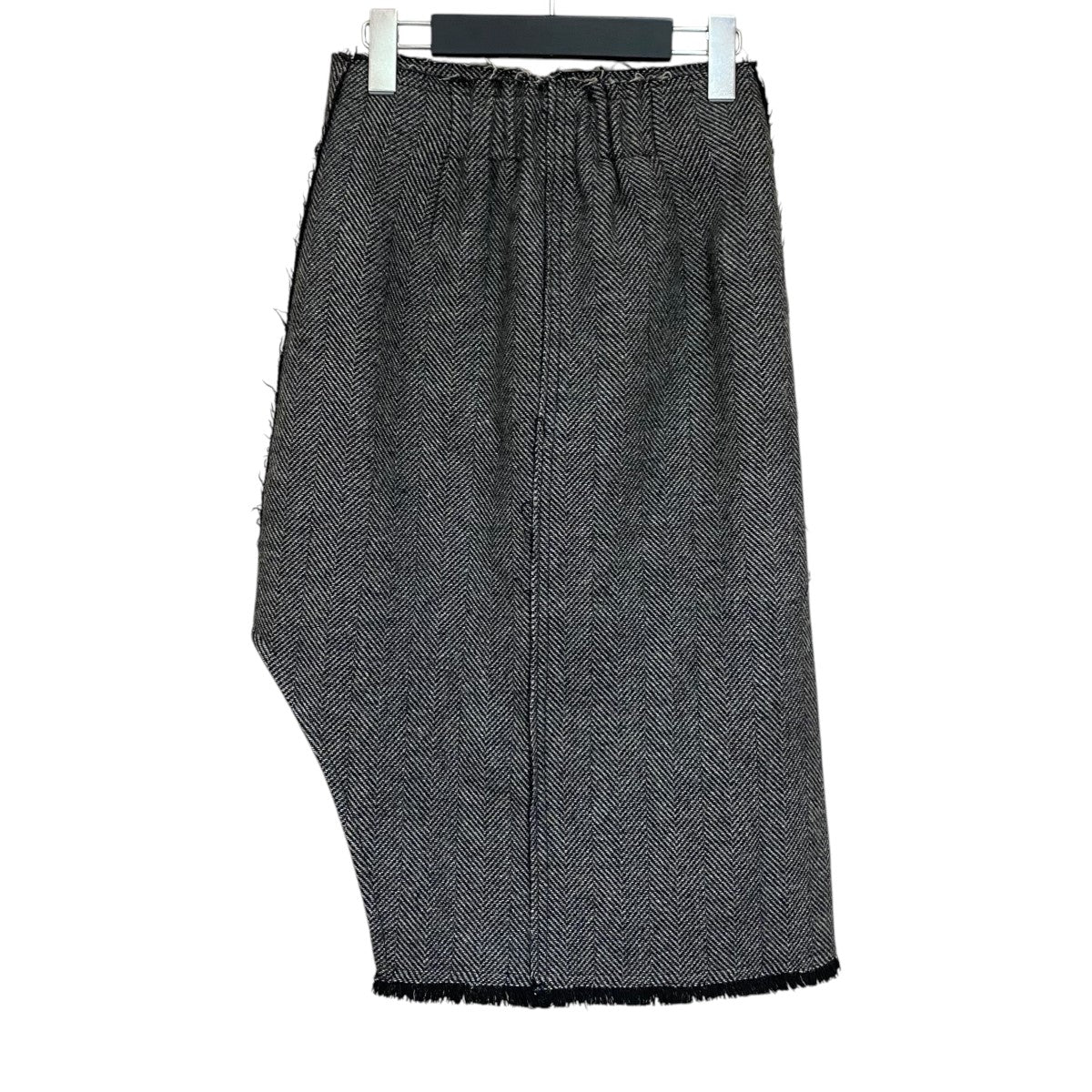 Studded Asymmetric Skirt21232515401