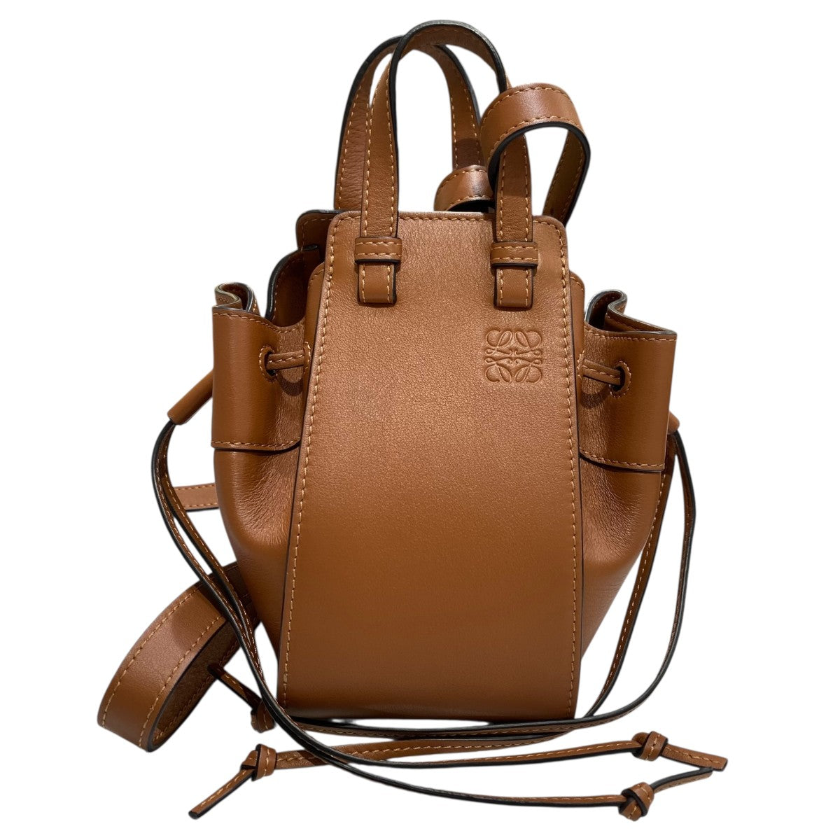LOEWE(ロエベ) ハンモックドローストリングバッグミニ 652224