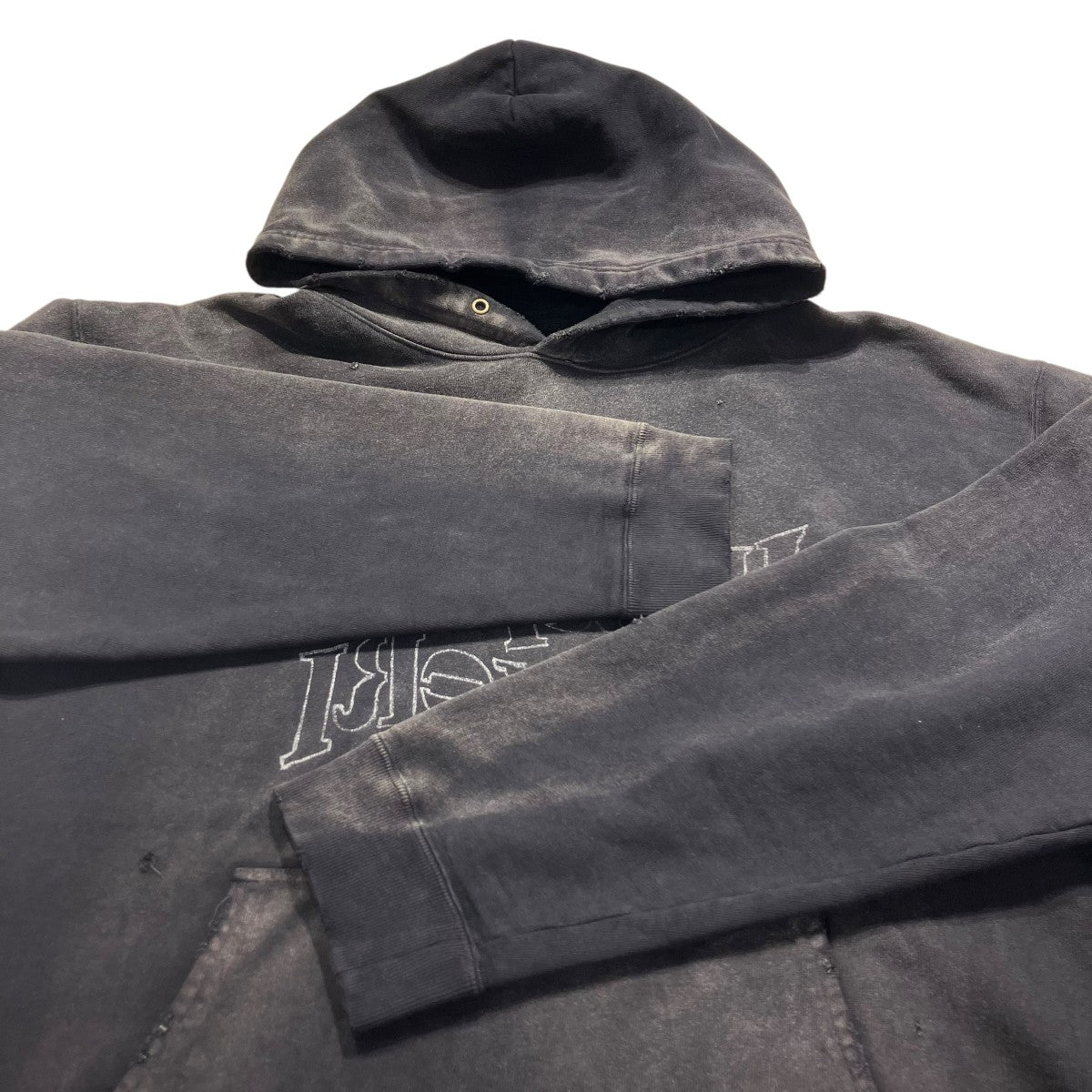 24AW「CRAYON Breached Hoodie」パーカーG13HD062