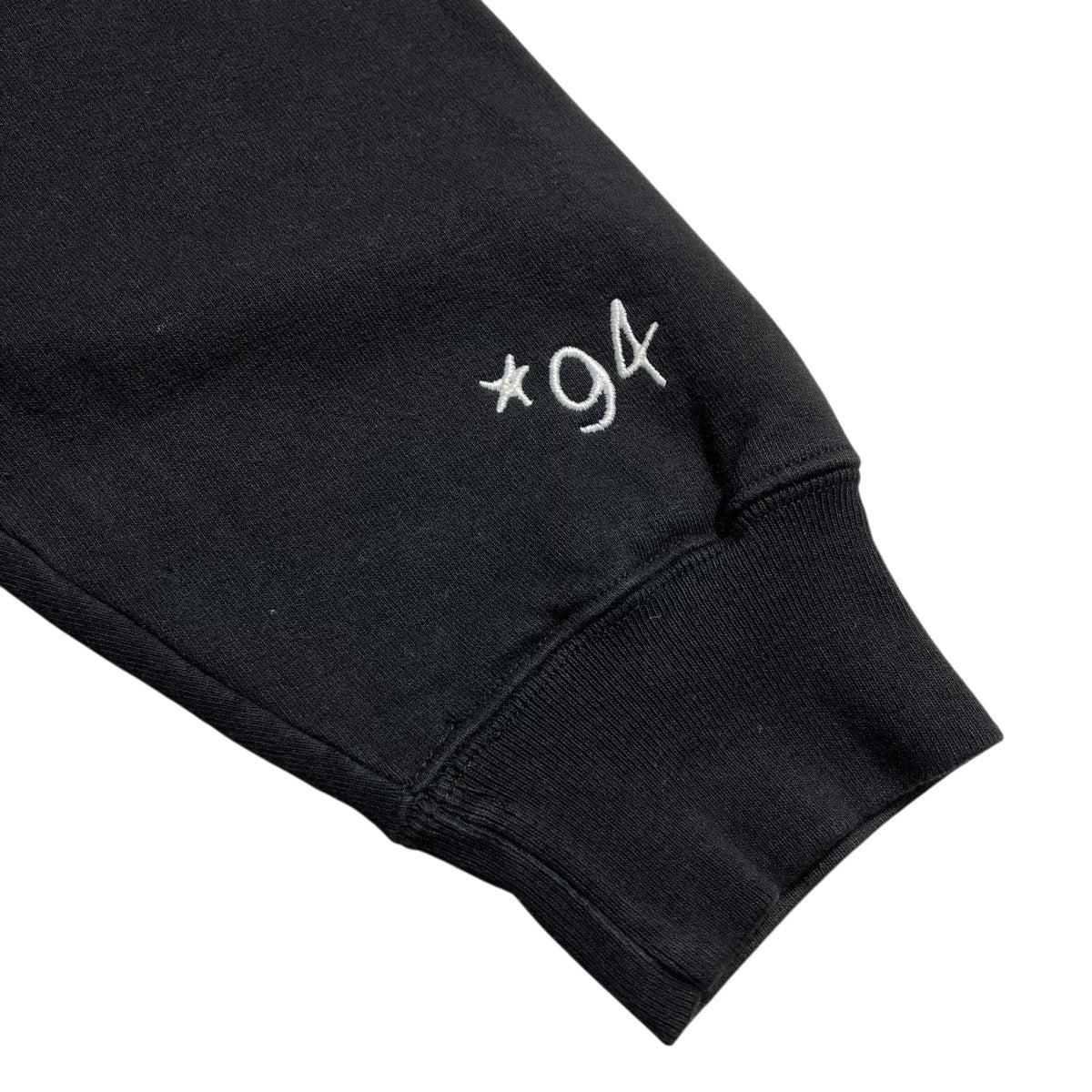 Gonz Logo Crewneck長袖トレーナー